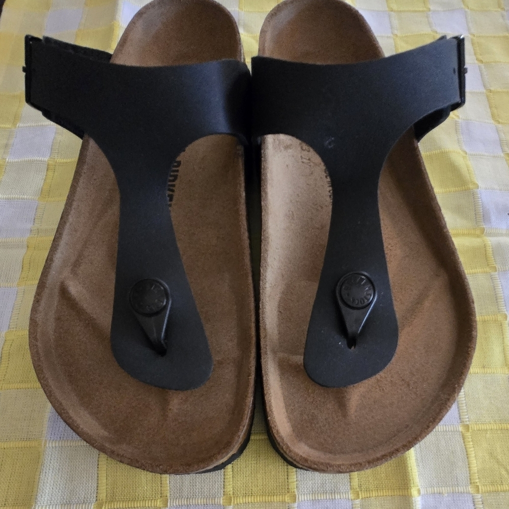 Birkenstock Black and Tan Sandals